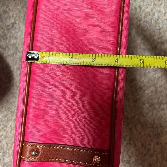 Beautiful Pink Dooney & Bourke Purse! - Picture 5 of 15